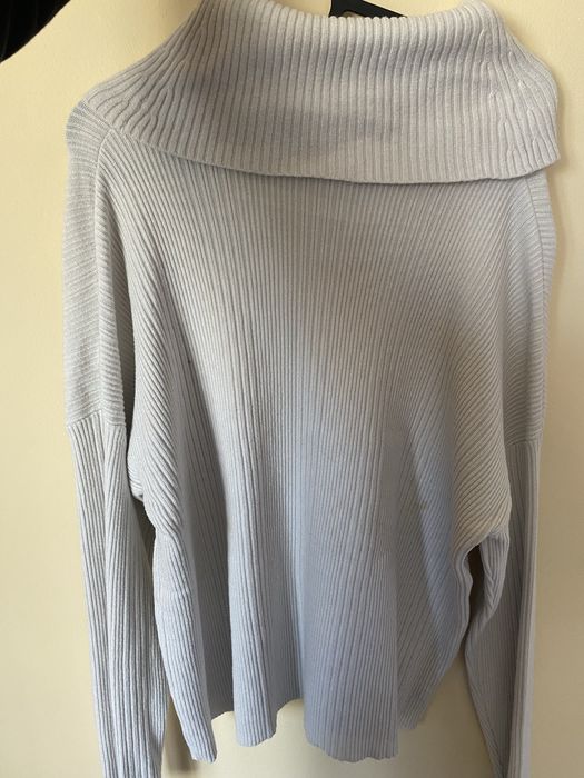 Бял пуловер от бутик Ga.Ja