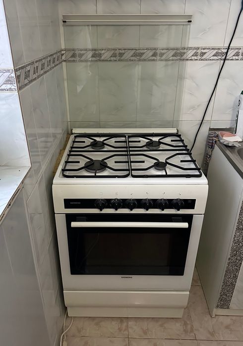 Газовая плита SIEMENS