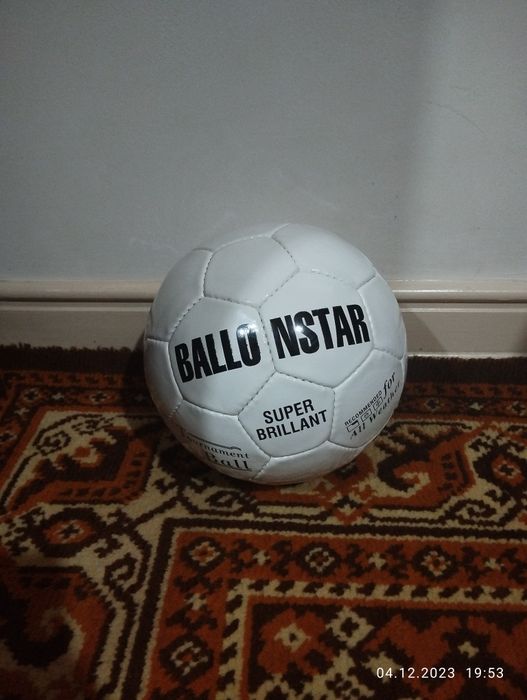 Futbol toplari Pokistonda ishlab chiqarilgan