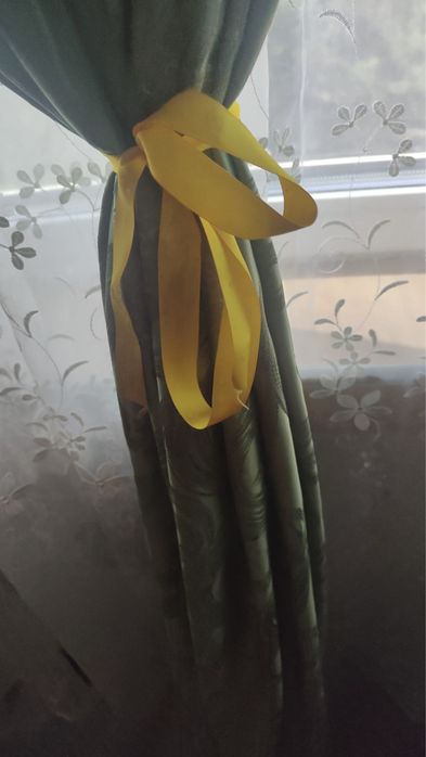 Draperie olive , folosita 6 zile !