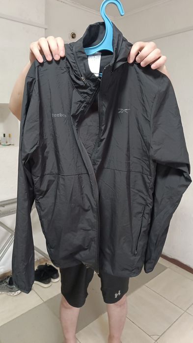 Продам фирменные спортивные вещи