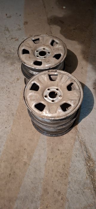 Диски без покрышек дастер