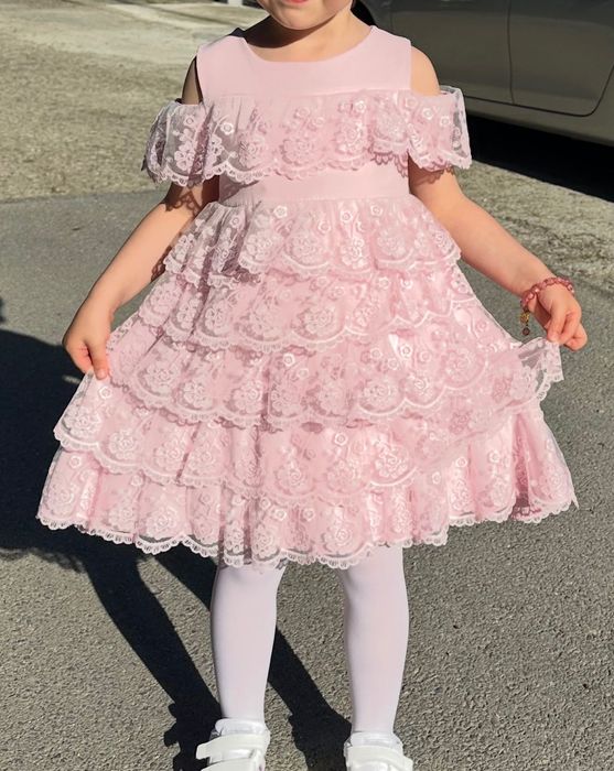 Нежна дантелена рокличка 104 см