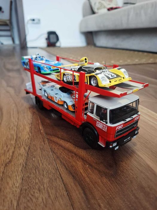 Macheta camion transportor auto Fiat 684N H