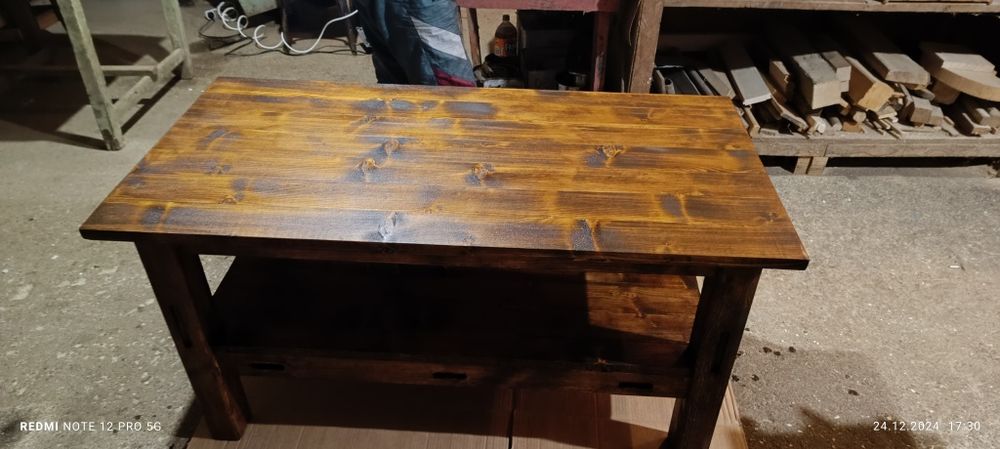 Дървена маса/масив/