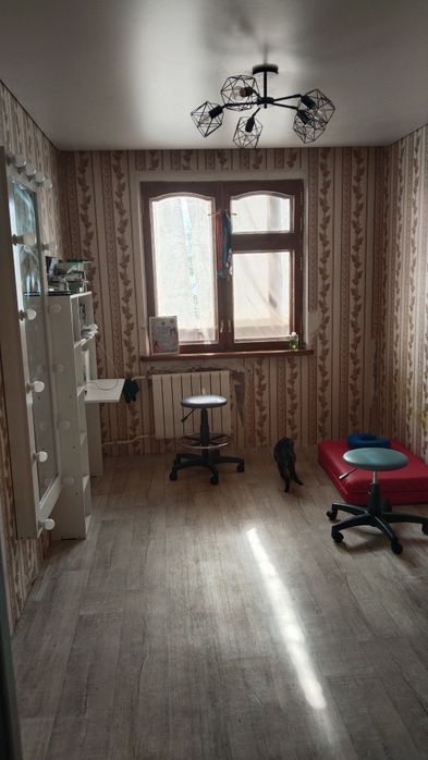 Продам 3 комнату квартиру