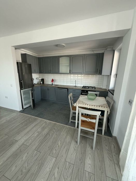 Apartament de inchiriat