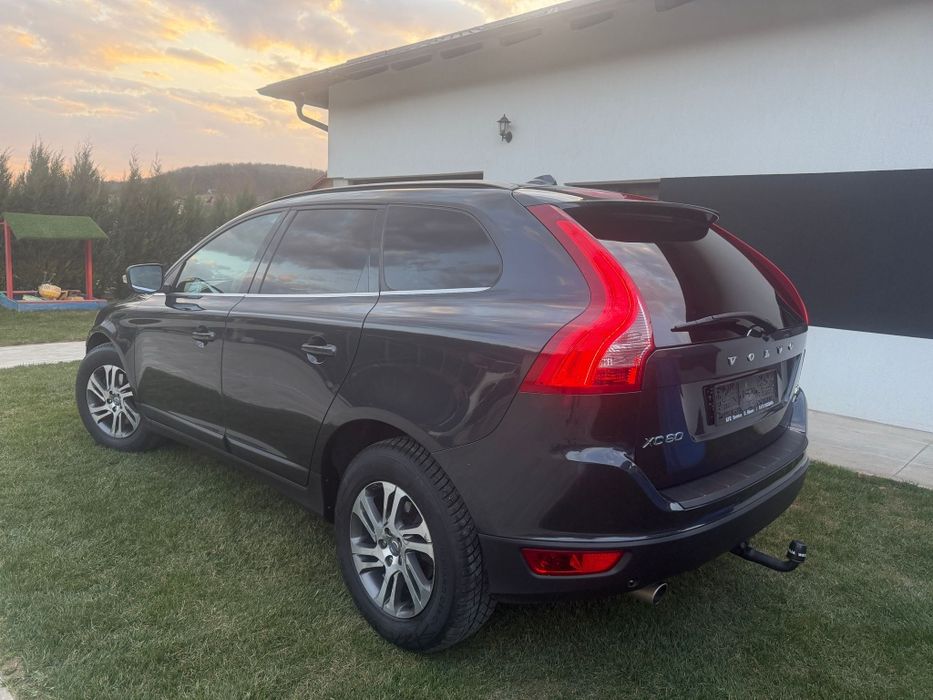 Volvo xc60  2012.