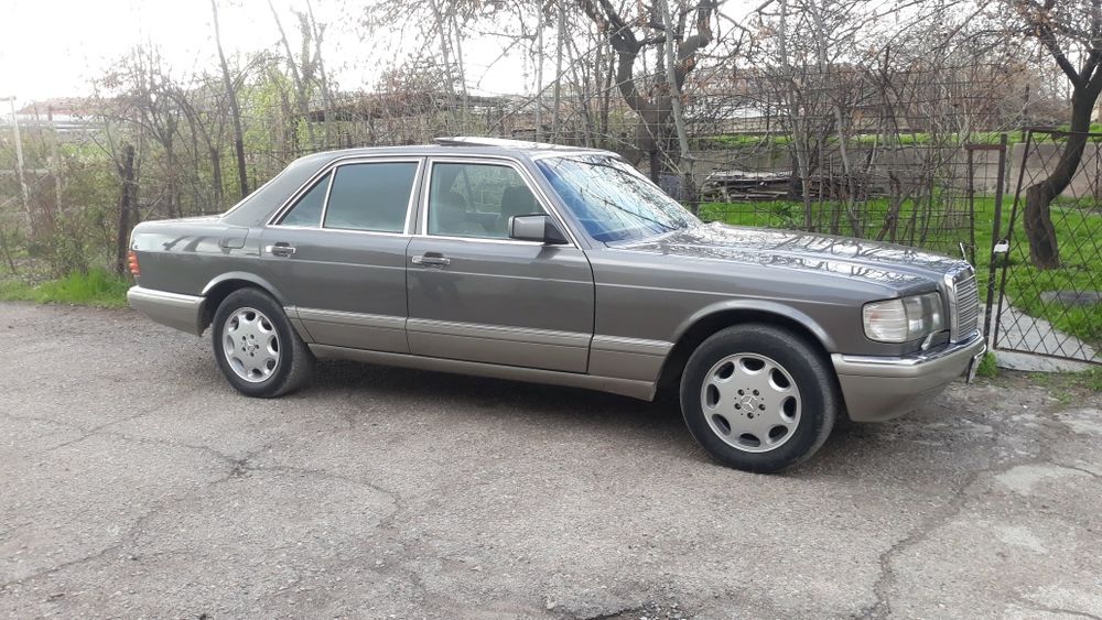 Продам Мерседес W126  S300. Год выпуск 1988