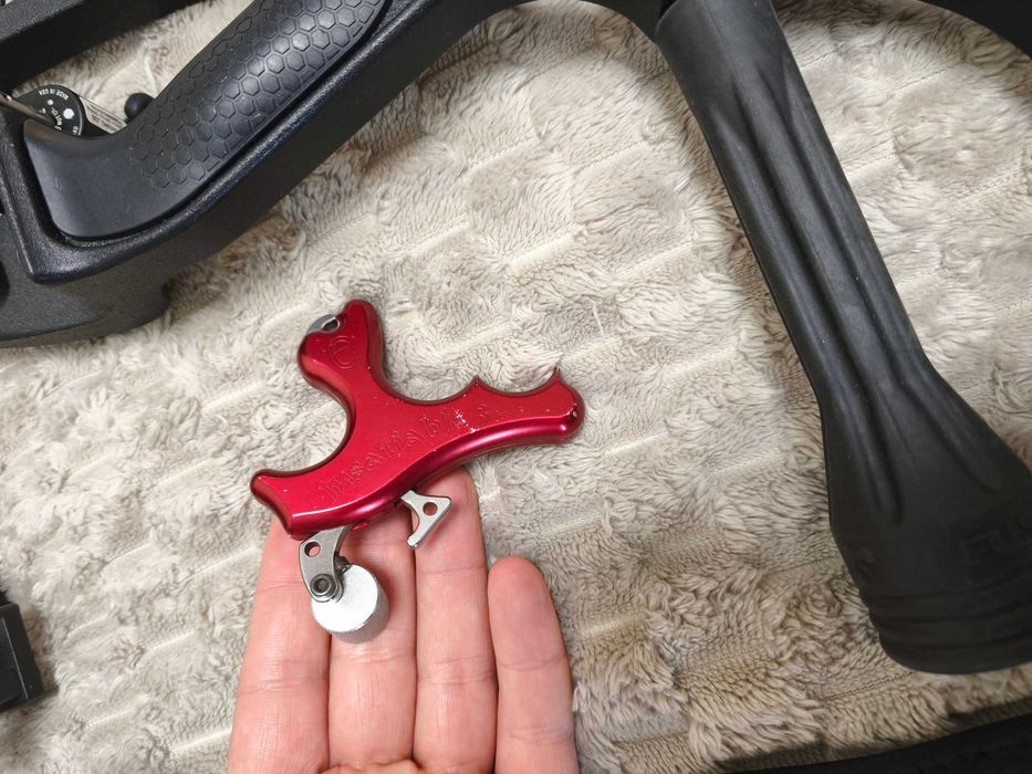 Hoyt Torrex Compound bow (лък) 50 -60 lbs и принадлежности