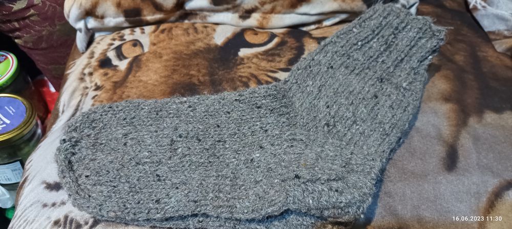 Продаю вязаные носки ручной работы