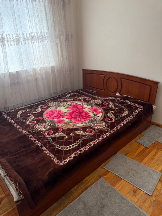 Спольная диван (состояние хорошая )