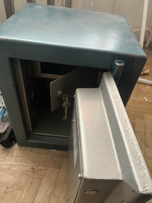 Сейф огнеупорный