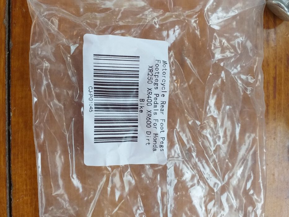 Vând scărițe spate pentru motocicletă Honda XR 250,400,600, Dirt bike