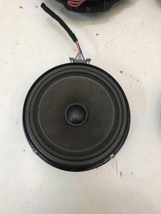 Difuzor difuzoare boxa boxe spate Passat B6 3C,CC, B7 Blaupunkt