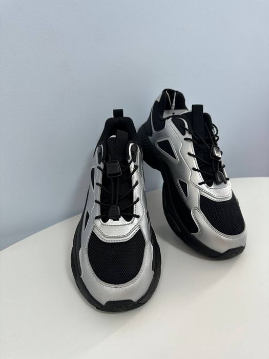 Кроссовки under armor