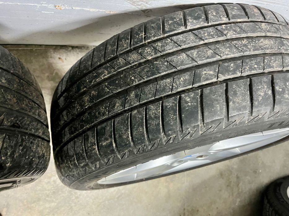 Гуми и джанти за БМВ 5/120