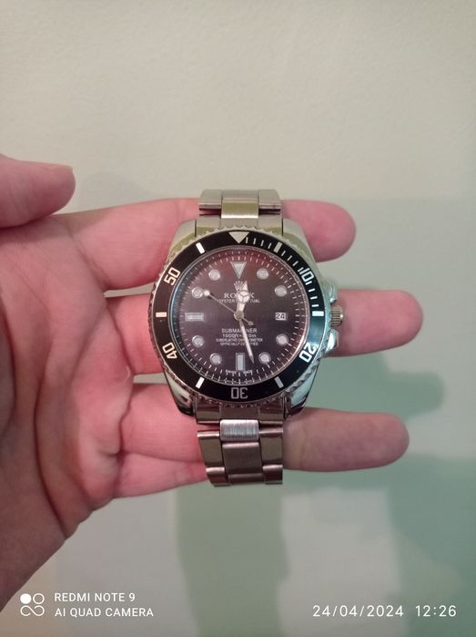 Rolex soati sotiladi