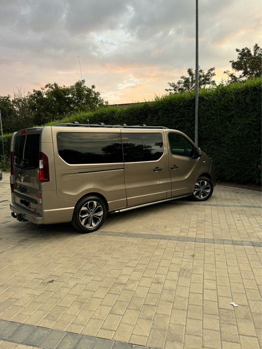 RENAULT  trafic  “SPACECLASS”  2018 Individual   8+1