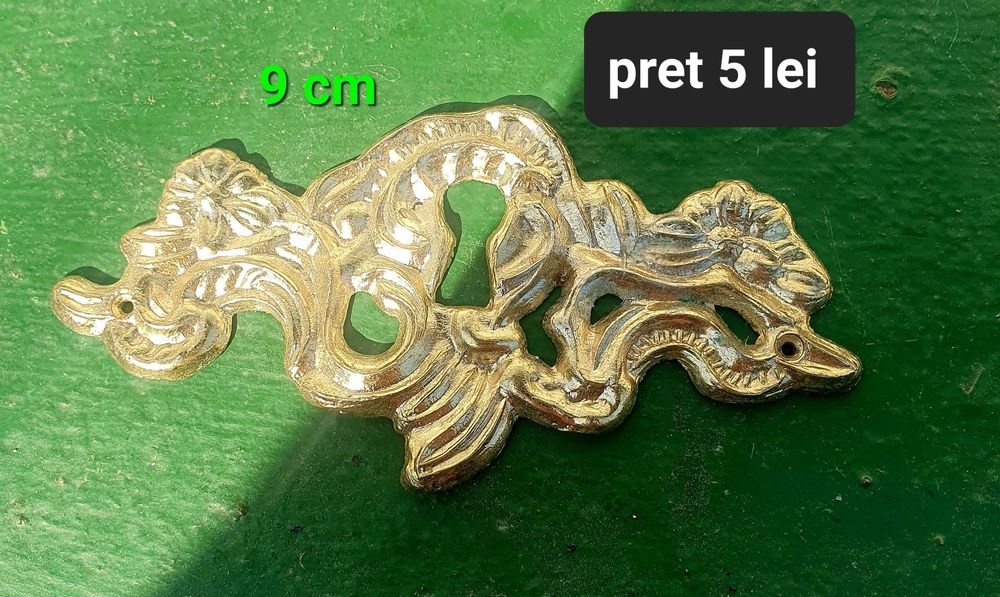 Rozete pentru dulapuri