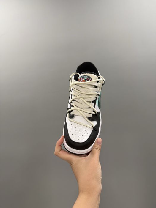 кроссовки Nike Dunk Low x Off-White.