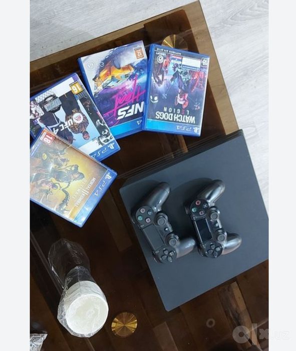 Ps 4pro 1T holati yangi disklari  bilan