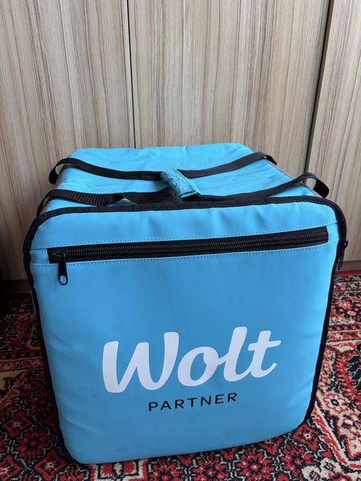 Продам сумку Wolt