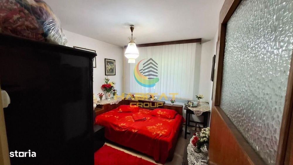 Apartament 4 camere decomandat Resita -  Scoala 129