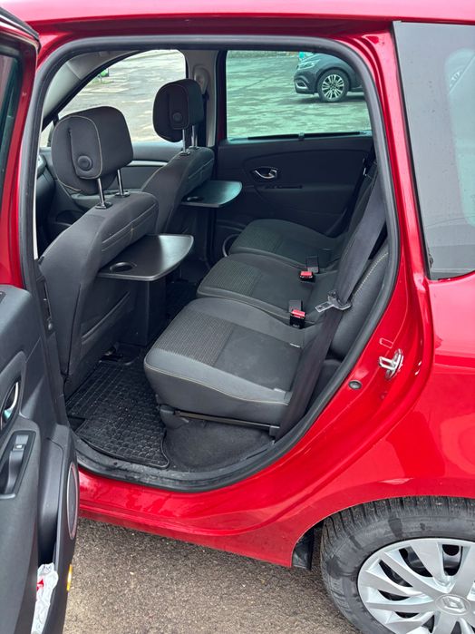 Vând Renault scenic 1.5dci AUTOMAT