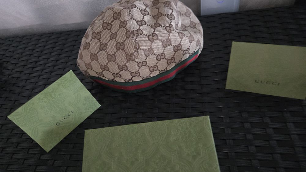 Gucci оригинален каскет