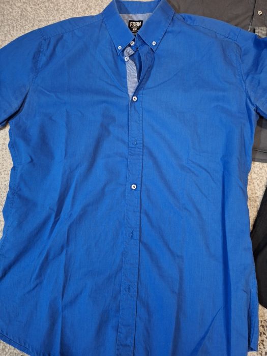 Лот от мъжки ризи