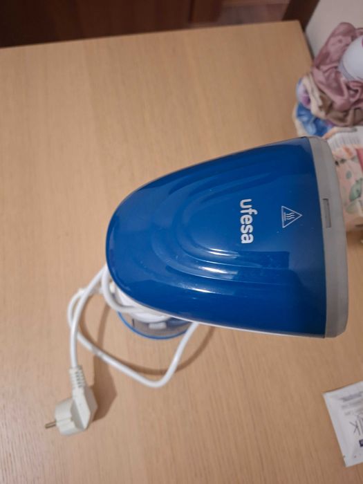 Уред за гладене с пара