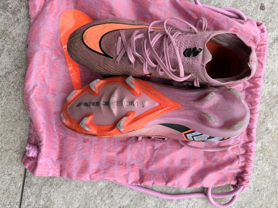 Ghete de fotbal nike acc