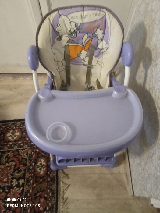 Детский стульчик для кормления