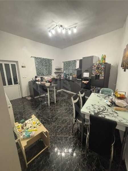 Продава се Къща в Камено - 181 кв.м за 352 €/кв.м - Снимка #3