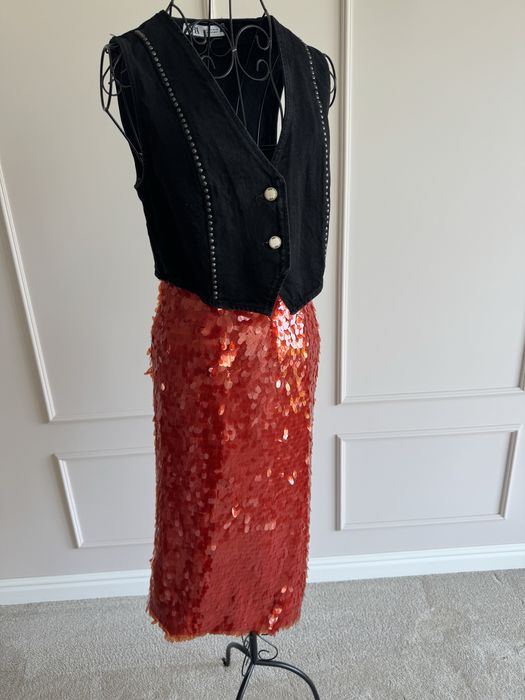 Рокля  Joop , бяла / пола пайети и дънково елече Zara