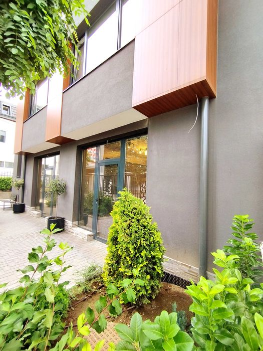 Дава се под наем Офис в Перник, Изток - 67 кв.м за 612 € - Снимка #12