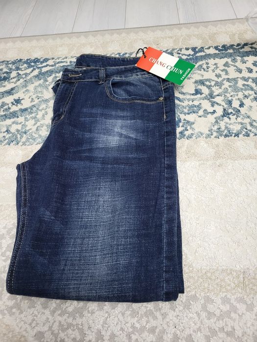 Мужские брюки джинсы