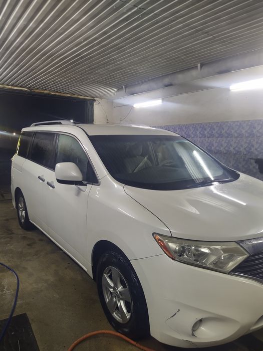 Продам Nissan QUEST