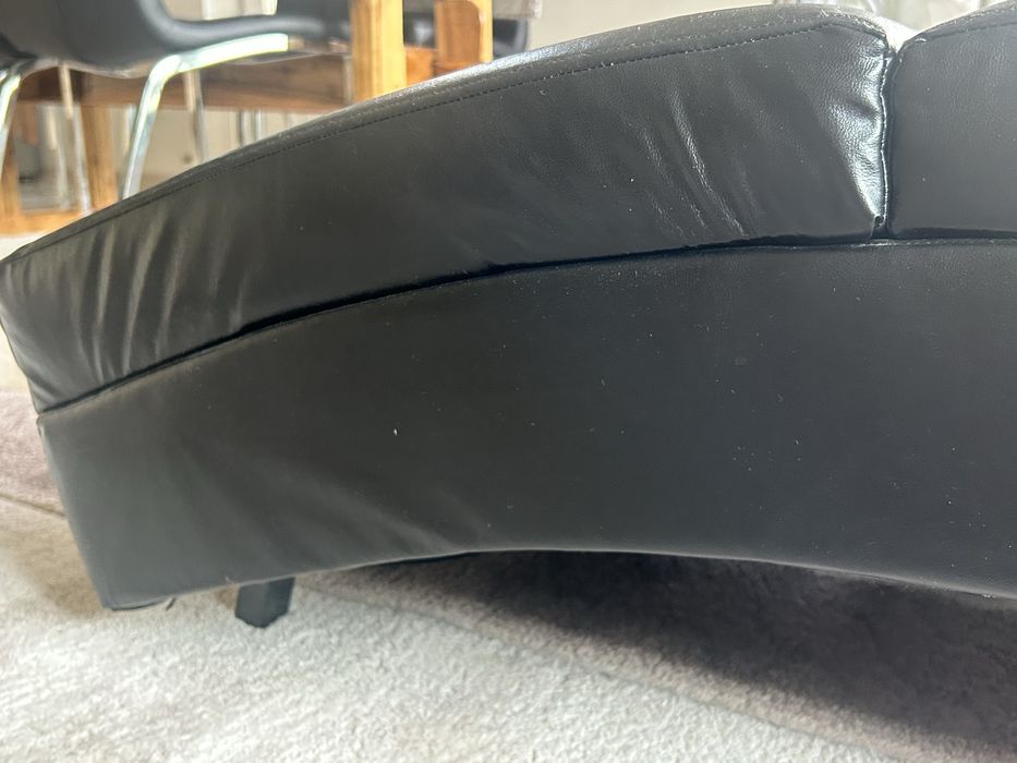 Кожена дизайнерска лежанка