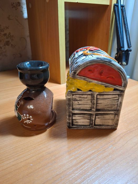 Керамические аромалампа и копилка.