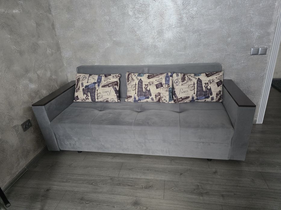 Продам диван в хорошем состоянии