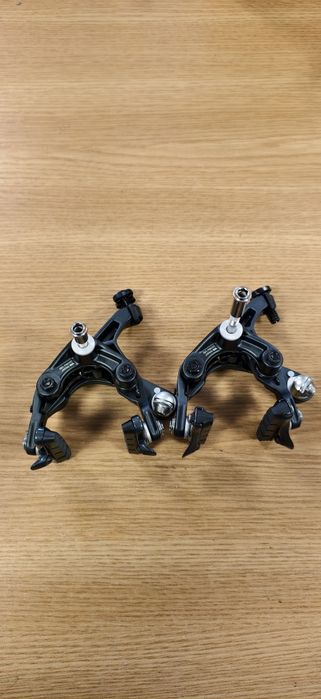 Комплект Шосейни спирачки Shimano Ultegra BR-R8000,Rear BR-R8100