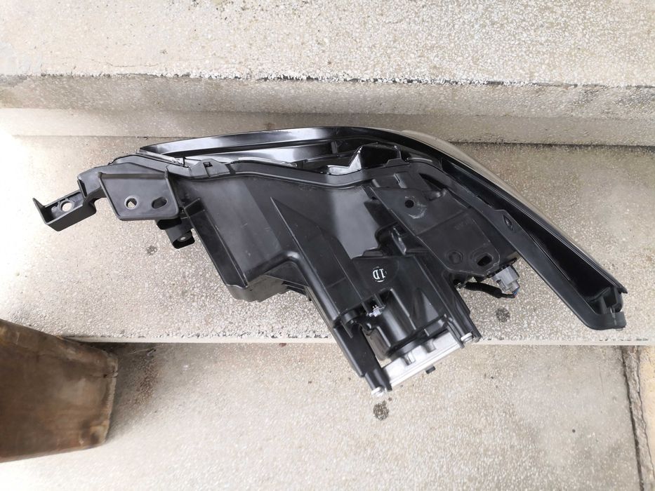 Фар Mazda 3 FULL LED десен/Фар Мазда 3 LED Оригинален