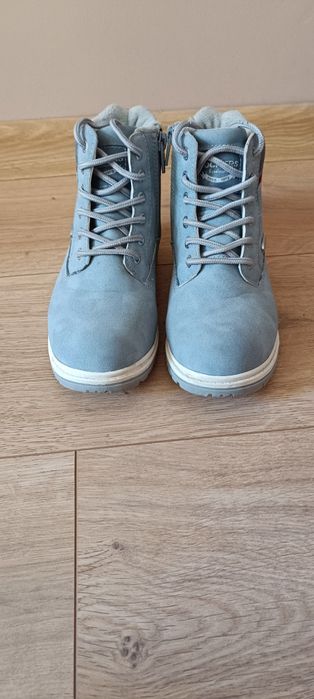 Детски боти DOCKERS