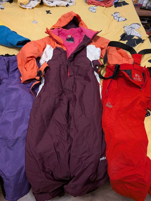 Costum / combinezon ski 10 ani