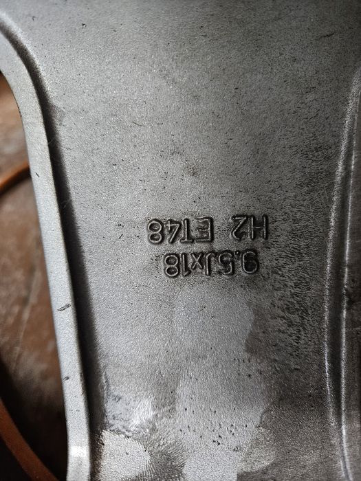 AMG Джанти за мерцедес 18 спортпакет със нови гуми 225/45/18 255/40/18