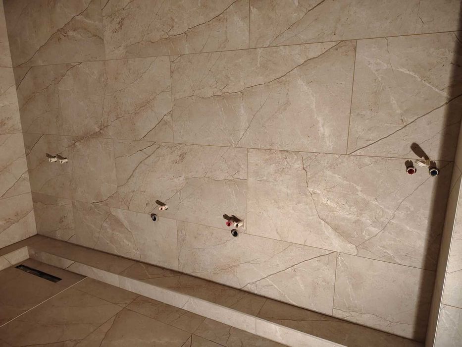 Продава се Къща в с. Здравец, Област Варна - 510 кв.м за 410 €/кв.м - Снимка #17