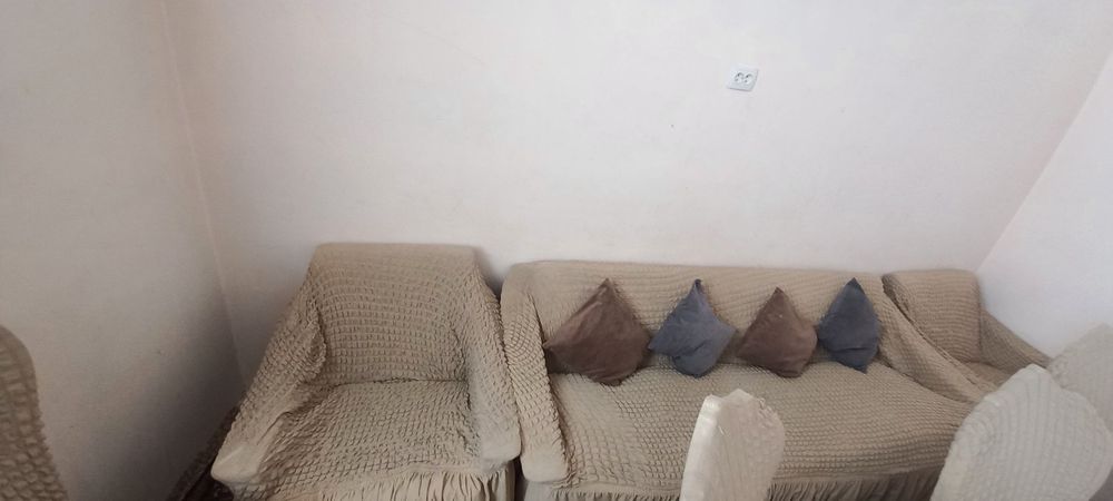 Диван кресло бутун тутса бўлади