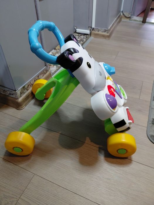 Детска проходилка fisher price